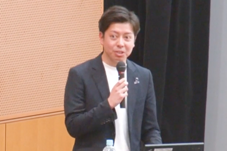 【ブルーリボンキャラバン～もっと知ってほしい大腸がんのこと2019in東京】「私のがん体験～25歳で大腸がんと診断されて～」 小池 善