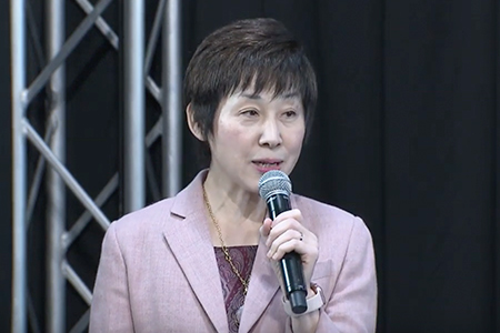 山内 英子　先生